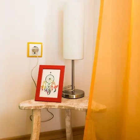 Lovely Full Of Art And Coziness Lejlighed