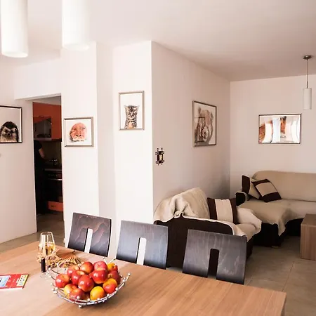 Lejlighed Lovely Full Of Art And Coziness *